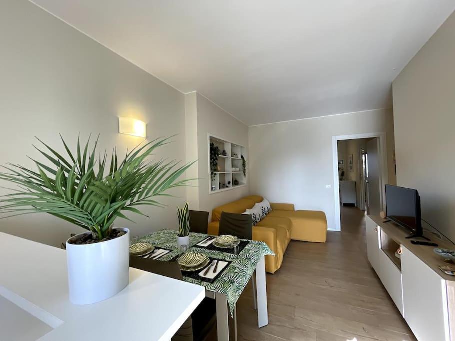 Elegante Appartamento Milano Linate Exterior foto